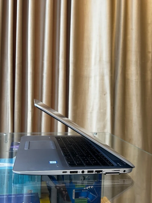 HP ELITEBOOK 850 G3 i5-6300U 8GB 128GB ÉCRAN 15"FHD