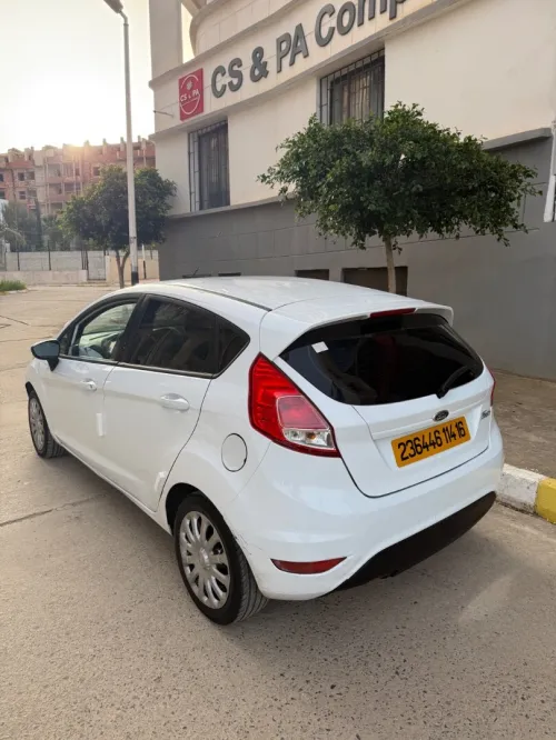 Ford Fiesta 2014 Trend Look