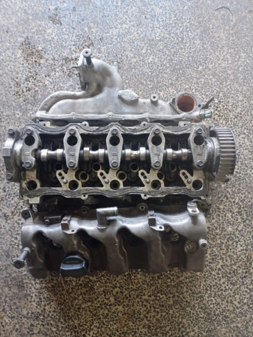 Culasse kia sportage 2008 . 2009