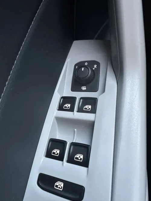 Volkswagen Tharu  2025 Bright Moon Edition 