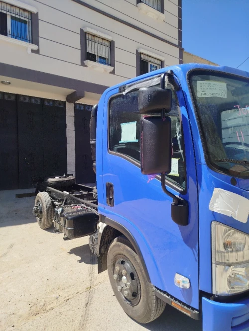 Isuzu Npr71 2026