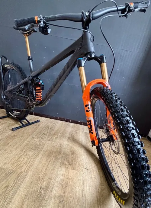 Pivot MACH 6 carbone 27.5 taille L