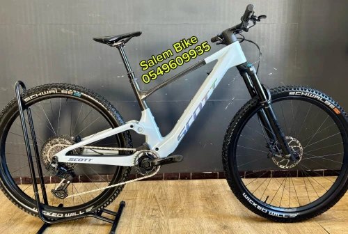 SCOTT LUMEN 905 électrique Carbone neuf
