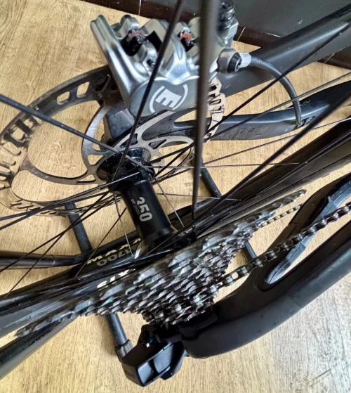 Pivot MACH 6 carbone 27.5 taille L