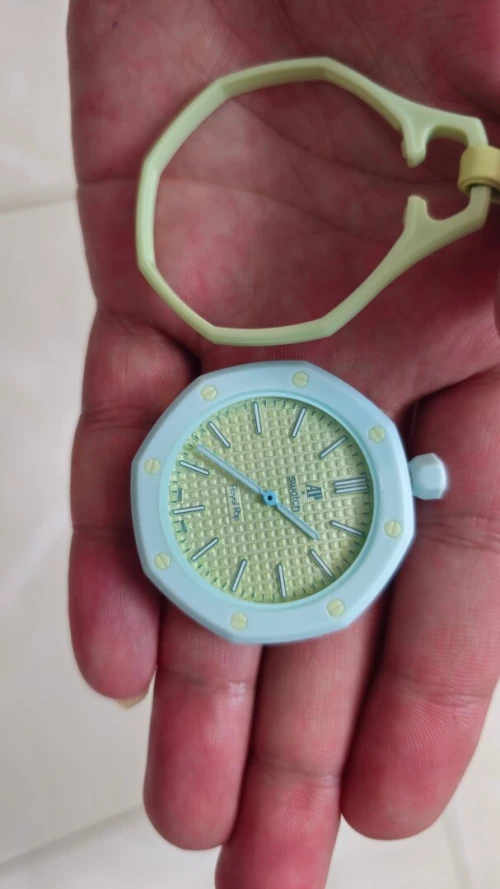 Montre collaboration Swatch & Piguet
