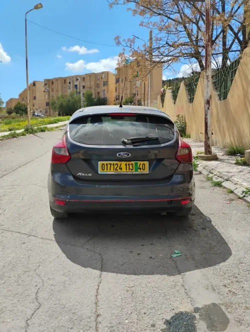 Ford Focus 4 portes 2013 Titanium