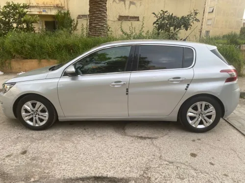 Peugeot 308 2016 