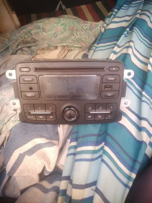 Poste radio d'origine pour Renault symbole Dacia Logan