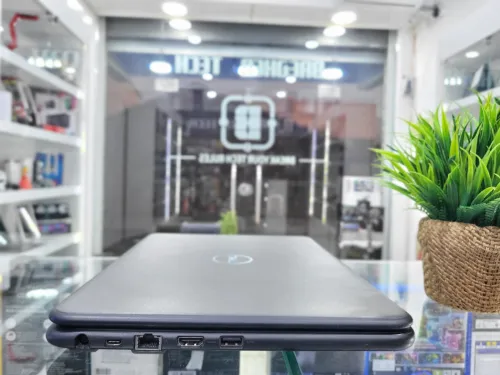 DELL LATITUDE i3 8145U 8/256 