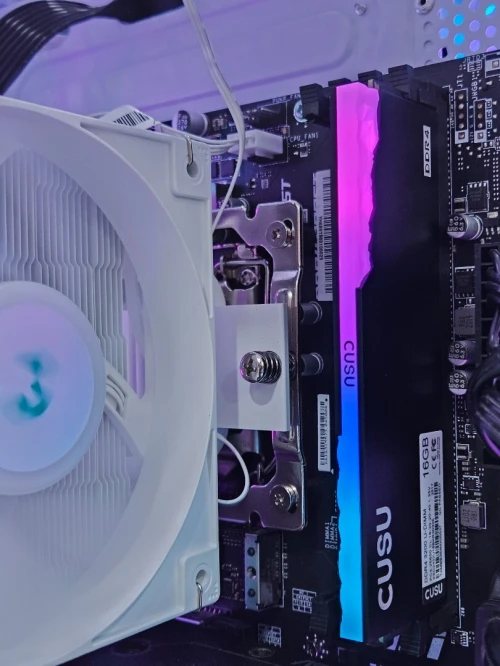 PC GAMING : I7 10700KF / 16 GO RAM / 512 GO SSD / RTX 4060 ASUS DUAL 8 GO