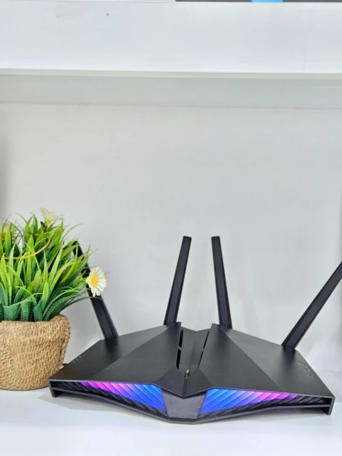 ASUS  AX-5400 ROUTER presque Neuf