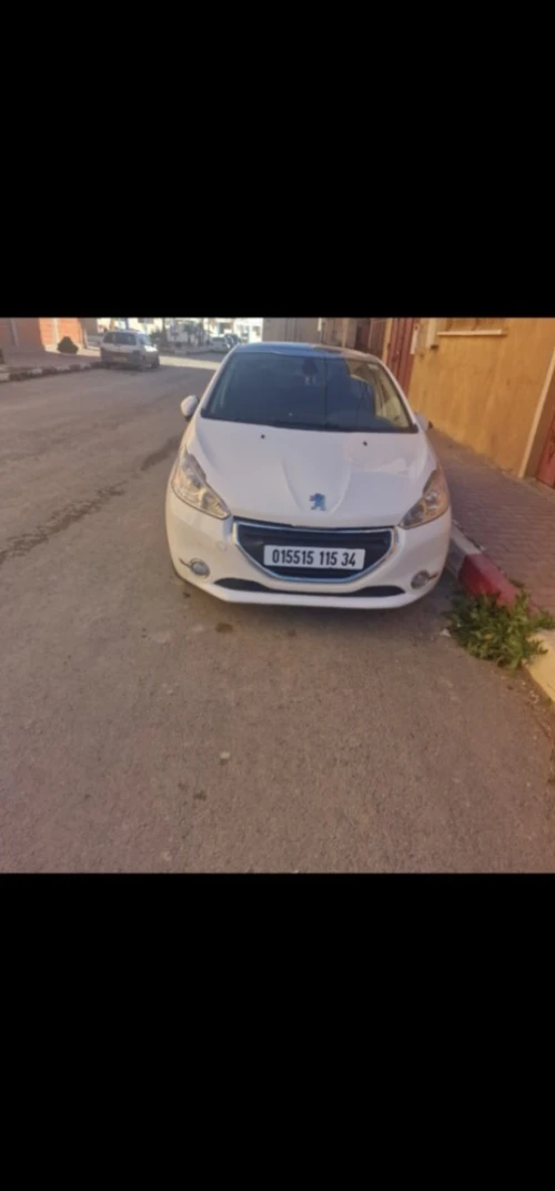 Peugeot 208 2015 Active
