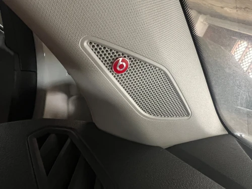 Volkswagen T-Cross 2025 R-Line Edition (BEATS)