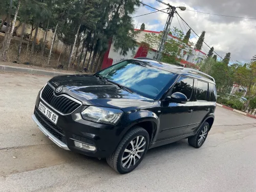 Skoda Yeti 2016 Edition (avec toit panoramique)
