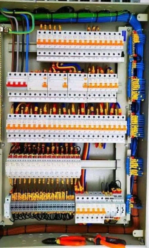 Électriciens général