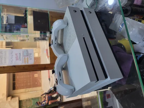 2 xbox one s état 9.5/10
