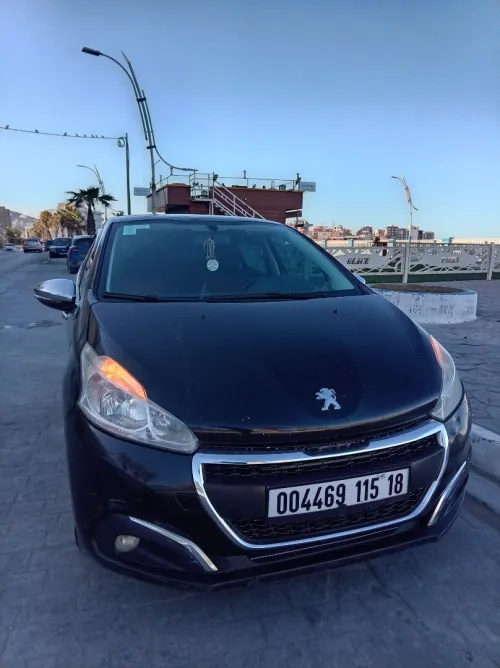 Peugeot 208 2015 Access Facelift