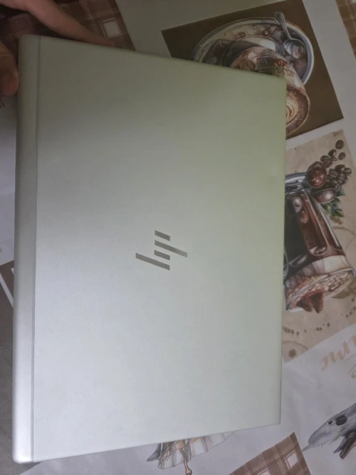 HP ELITE BOOK 840 G5