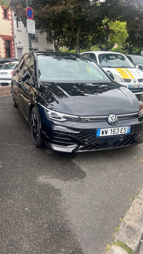 Volkswagen Golf 8 2025 Pro R-line