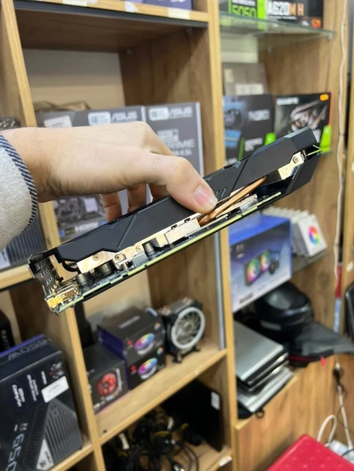 GTX 1660 SUPER 6GB  GIGABYTE WINDFORCE USED LIKE NEW