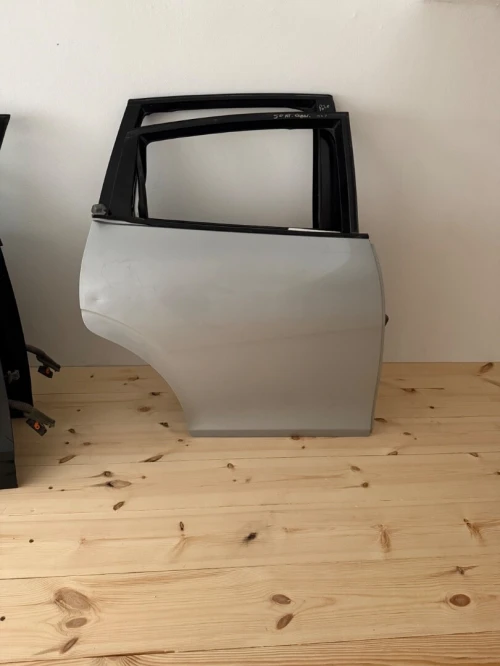 Porte arrière droite Seat Leon 2008-2012