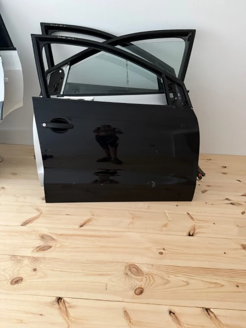 Porte avant droite Polo 2012-2016