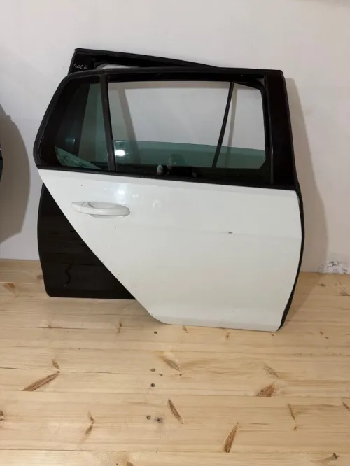 Porte arrière droite Golf 7