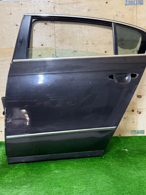 Porte arrière gauche Passat 2007-2011