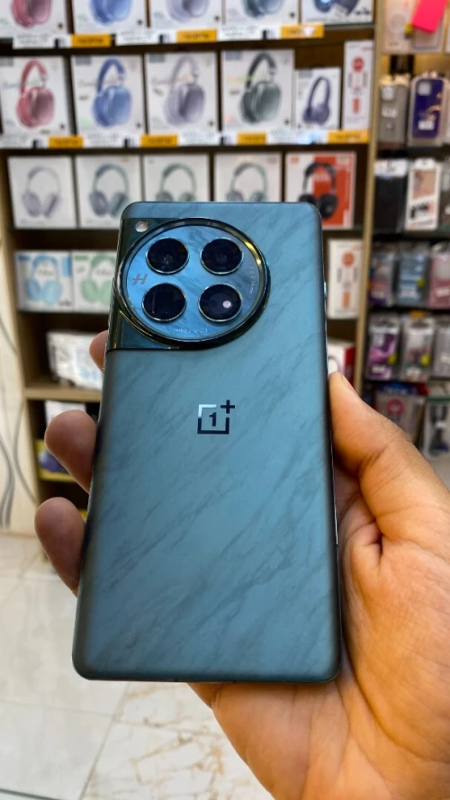 OnePlus OnePlus 12 16/512