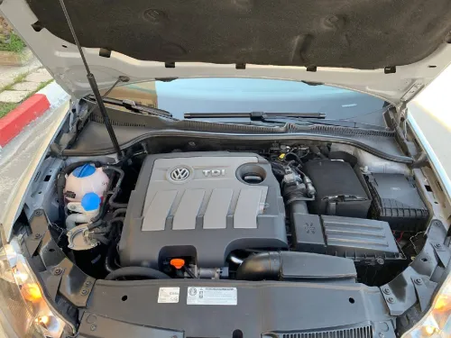 Volkswagen Golf 6 2012 Move