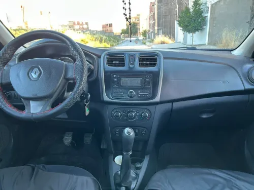 Renault Symbol 2013 Privilege 11