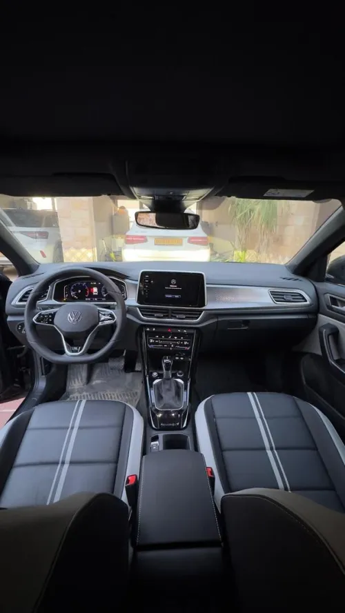 Volkswagen T-Roc 2025 R-Line 
