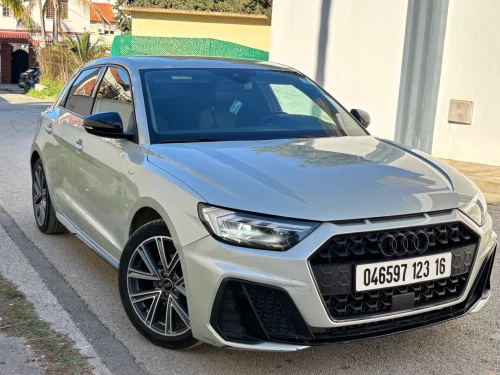 Audi A1 2023 