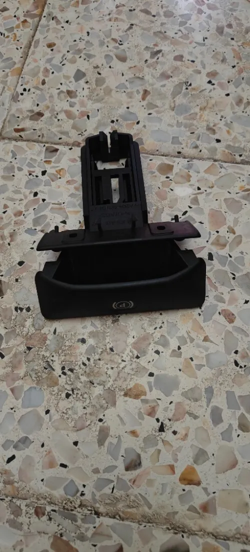 Poinier frein à main Mercedes c 220