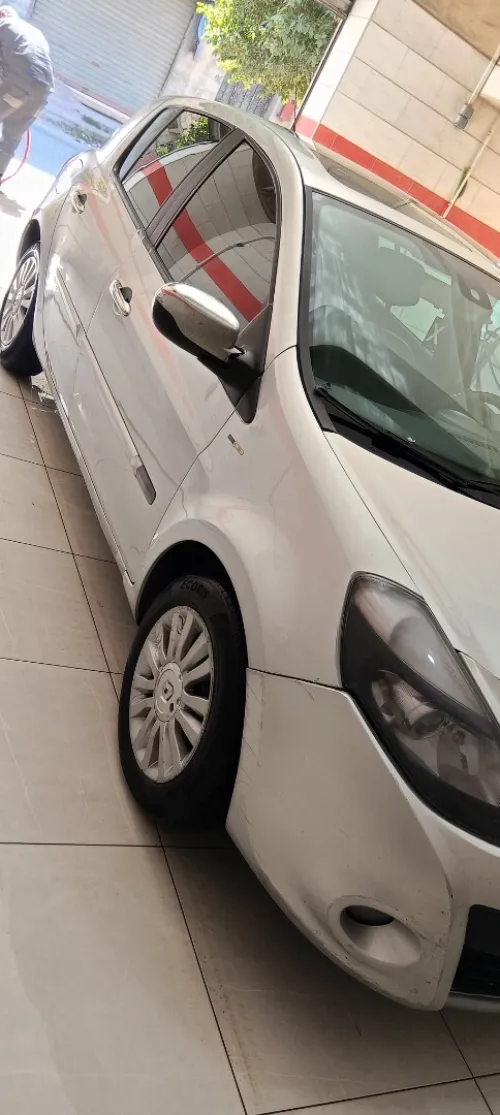 Renault Clio 3 2011 Night and Day