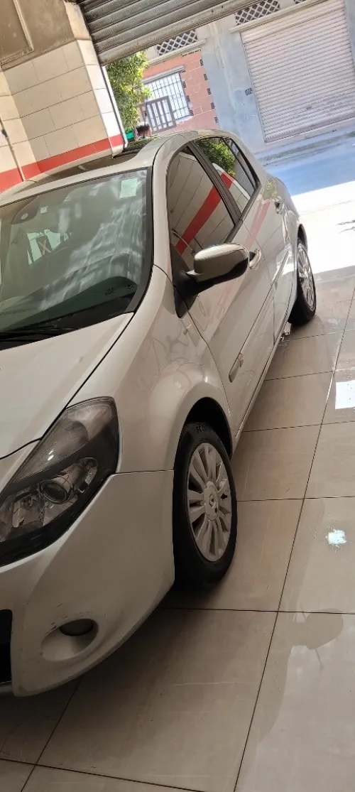 Renault Clio 3 2011 Night and Day