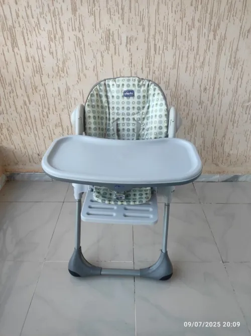 Chaise haute enfant
