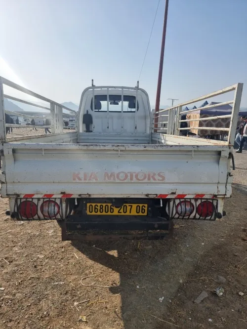 Kia K3000s 2007