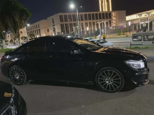 Mercedes CLA 2014 Coupé Exclusif + AMG 