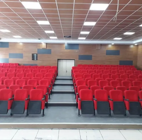 fauteuil de conférence.