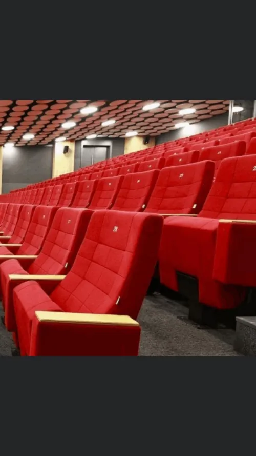 fauteuil de conférence.