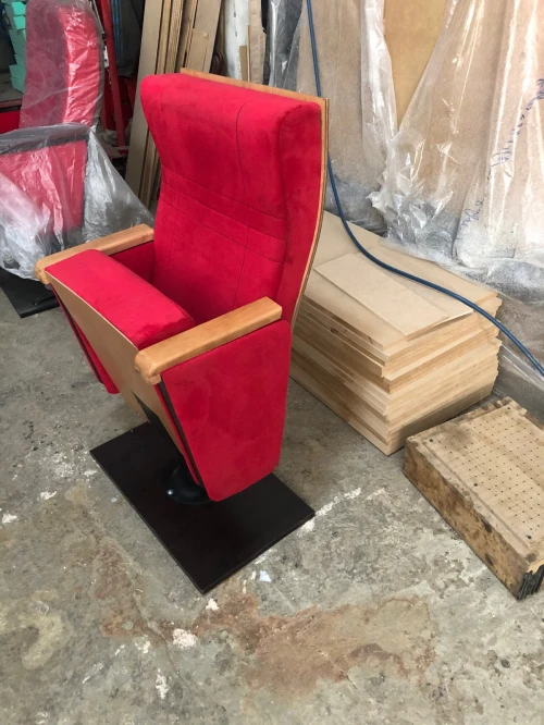 fauteuil de conférence.
