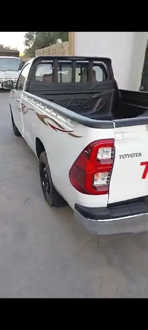 Toyota HILUX 1 cabin 