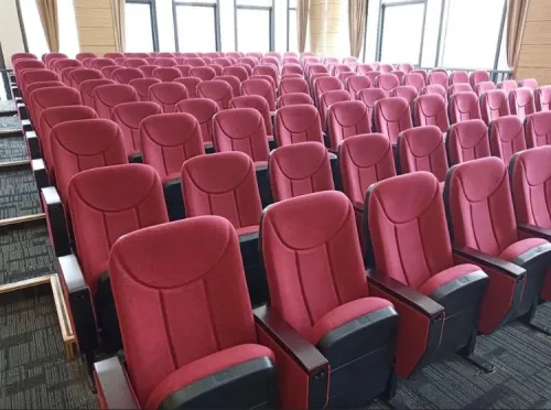 fauteuil de conférence.