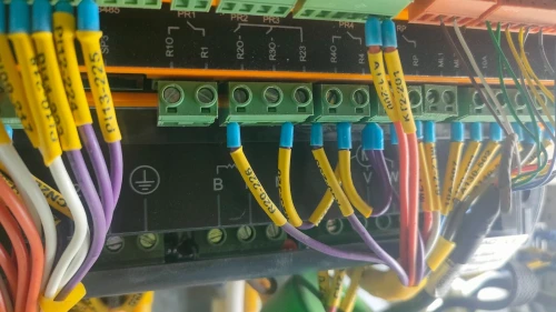 Maintenance tout types les ascenseurs 
