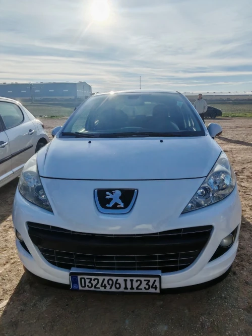 Peugeot 207 2012 