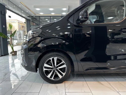 Peugeot Traveller 2026 Vip