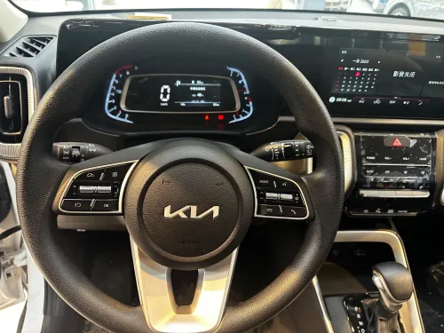 Kia Sonet  2025 
