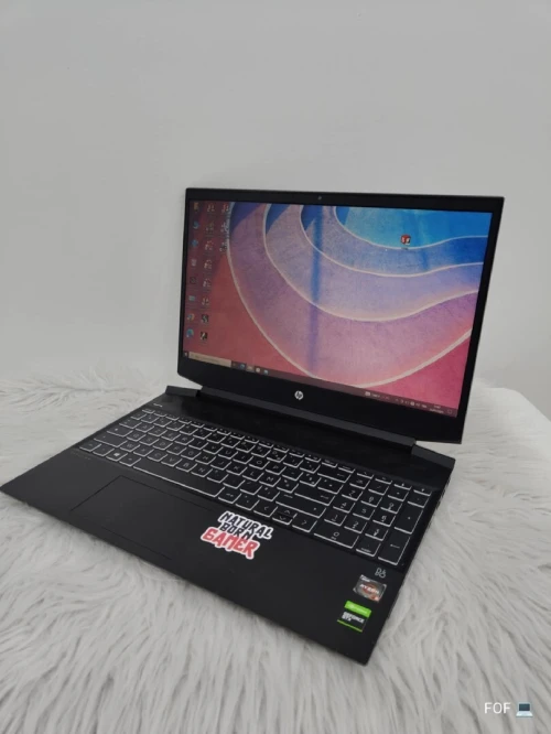  HP GAMING Processeur : Ryzen 5 3550H with  Viga8 2Gb + Gtx 1050 2 Gb