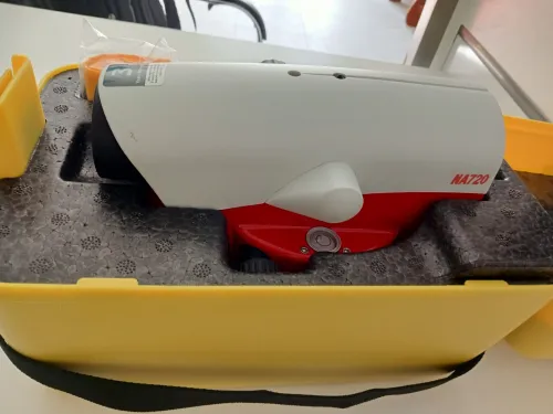 Leica Niveau optique automatique NA720